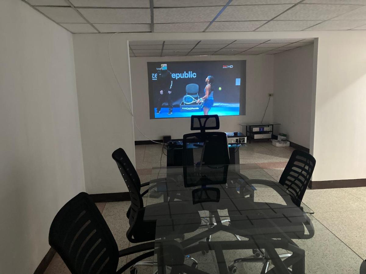 Отель Moocoworking Лей Экстерьер фото